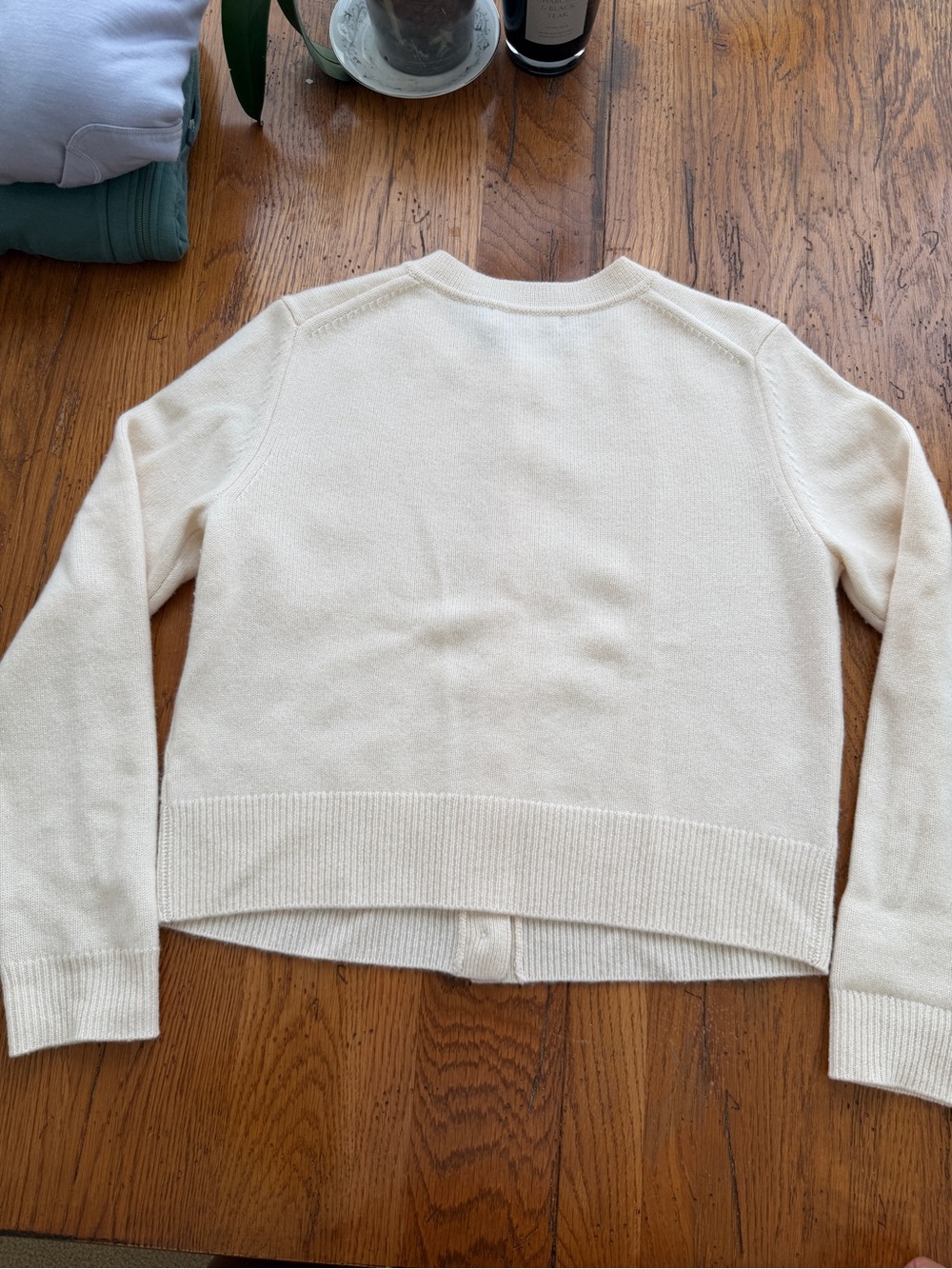 BR Cashmere Cream Cardigan - Picture 5 of 6